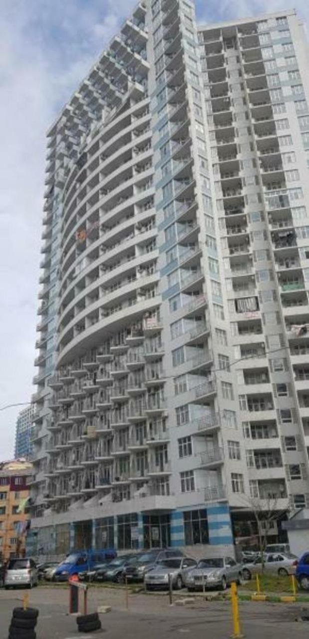 Tamar'S Apartment On Inasaridze 7A Batumi Exterior photo